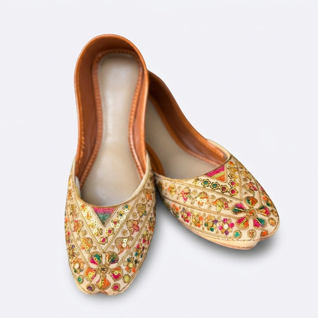 Multicolor Embroidered Traditional Khussa