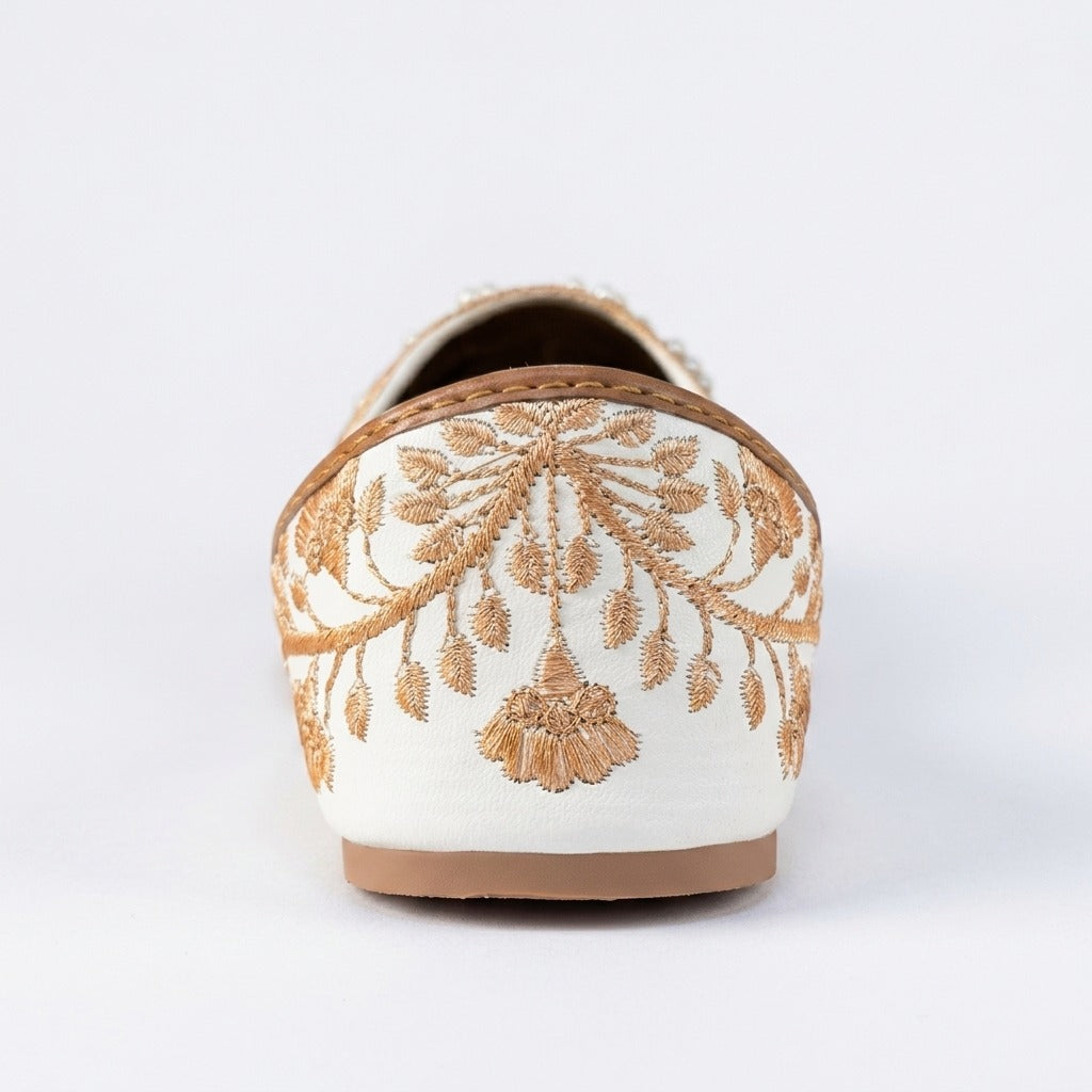 White & Gold Pearl Embroidered Khussa