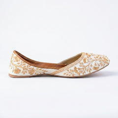 White & Gold Pearl Embroidered Khussa