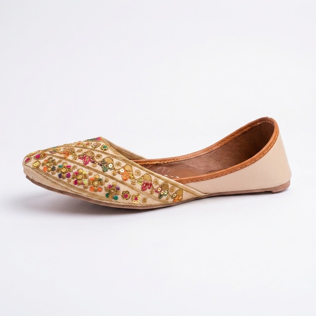 Multicolor Embroidered Traditional Khussa